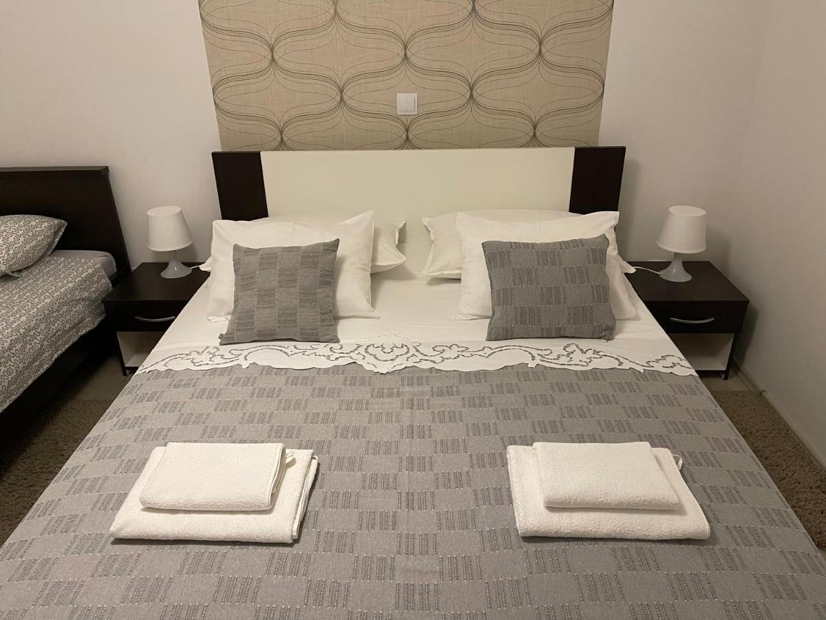Apartments Antisa Baška Voda Εξωτερικό φωτογραφία